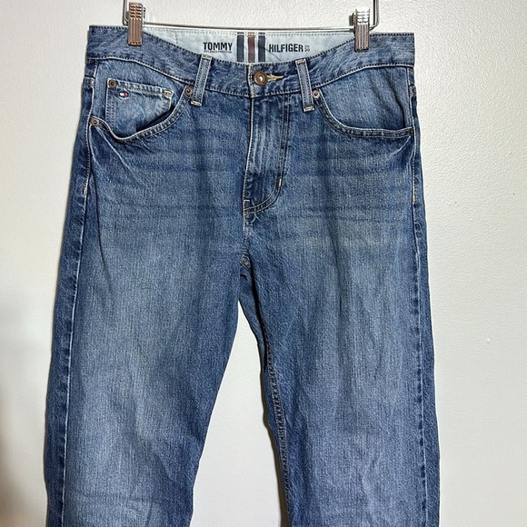 Tommy Hilfiger Relaxed Fit Jeans Men’s Size 29x30 - Picture 3 of 8